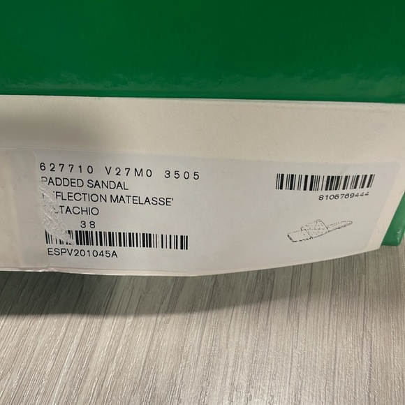 Bottega Veneta quilted slides - Picture 4 of 6